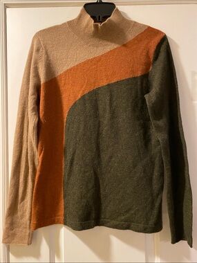 Cullen 💯 Cashmere Beautiful Unique Luxurious Sweater NWOT